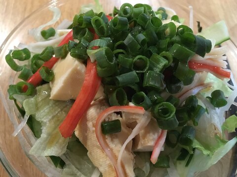 豆腐とカニカマのねぎ塩サラダ